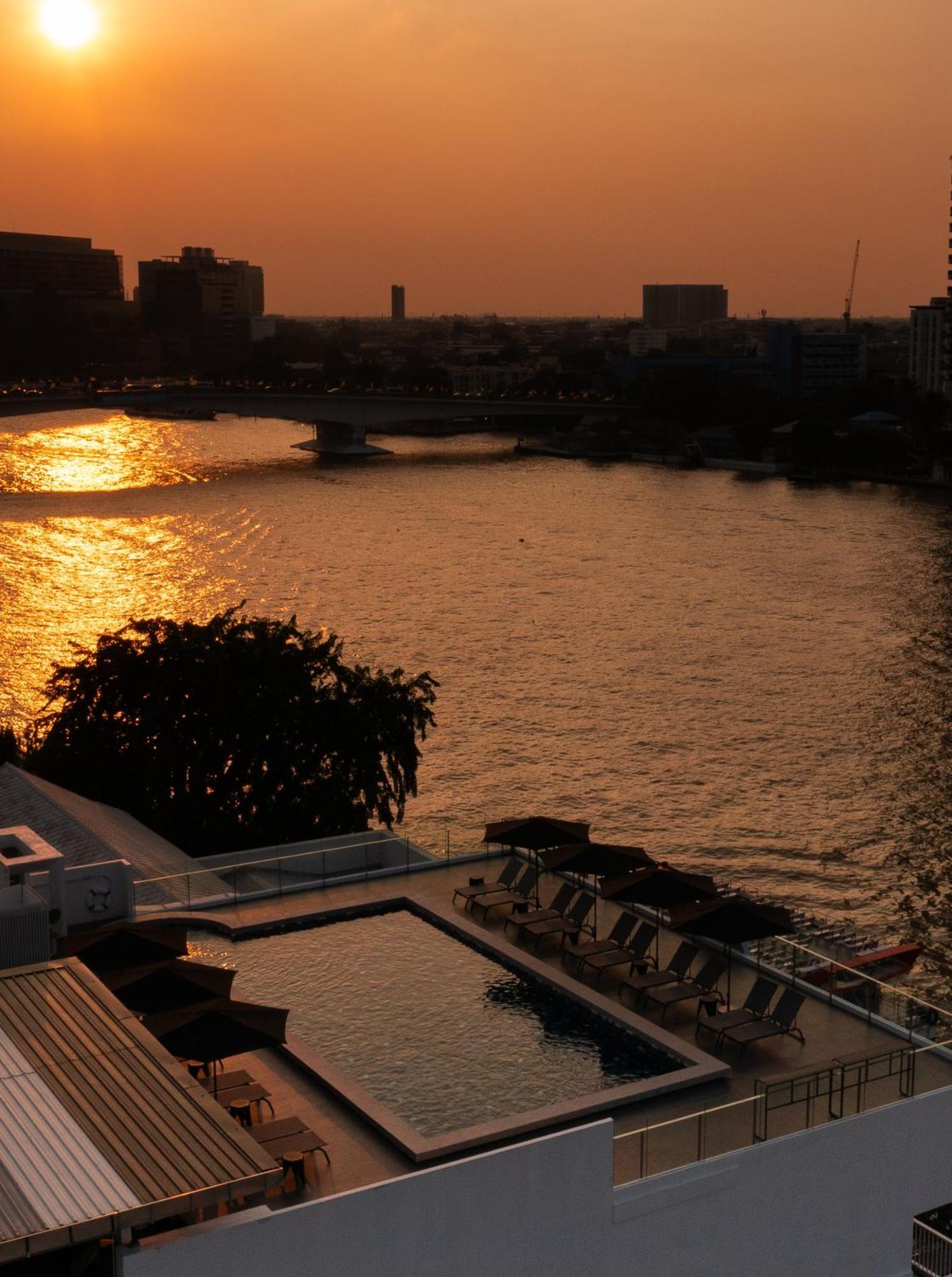 The Standardx, Bangkok Phra Arthit Hotel Ngoại thất bức ảnh
